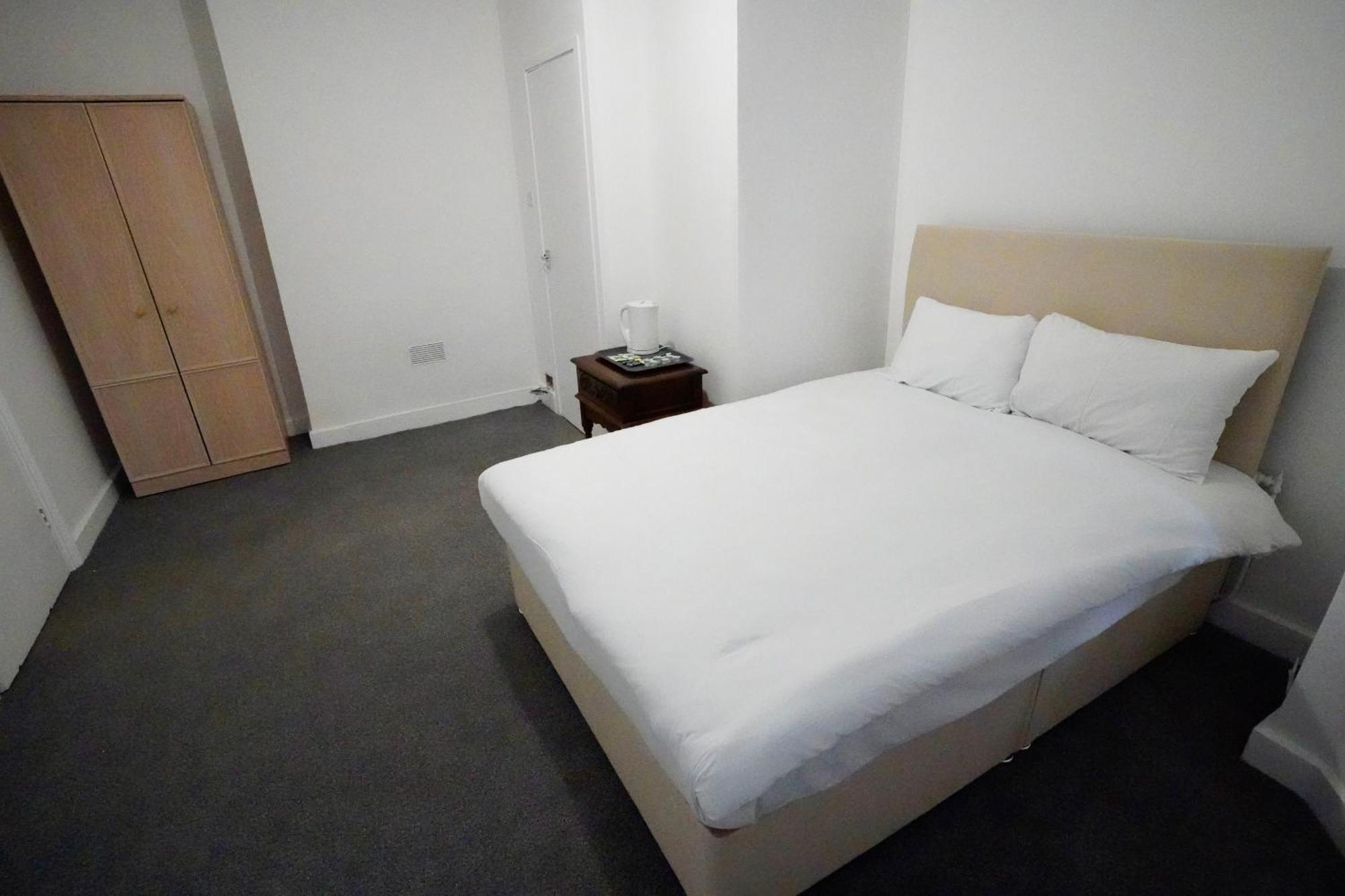Gatwick Birchwood Lodge With Holiday Parking Хорли Экстерьер фото