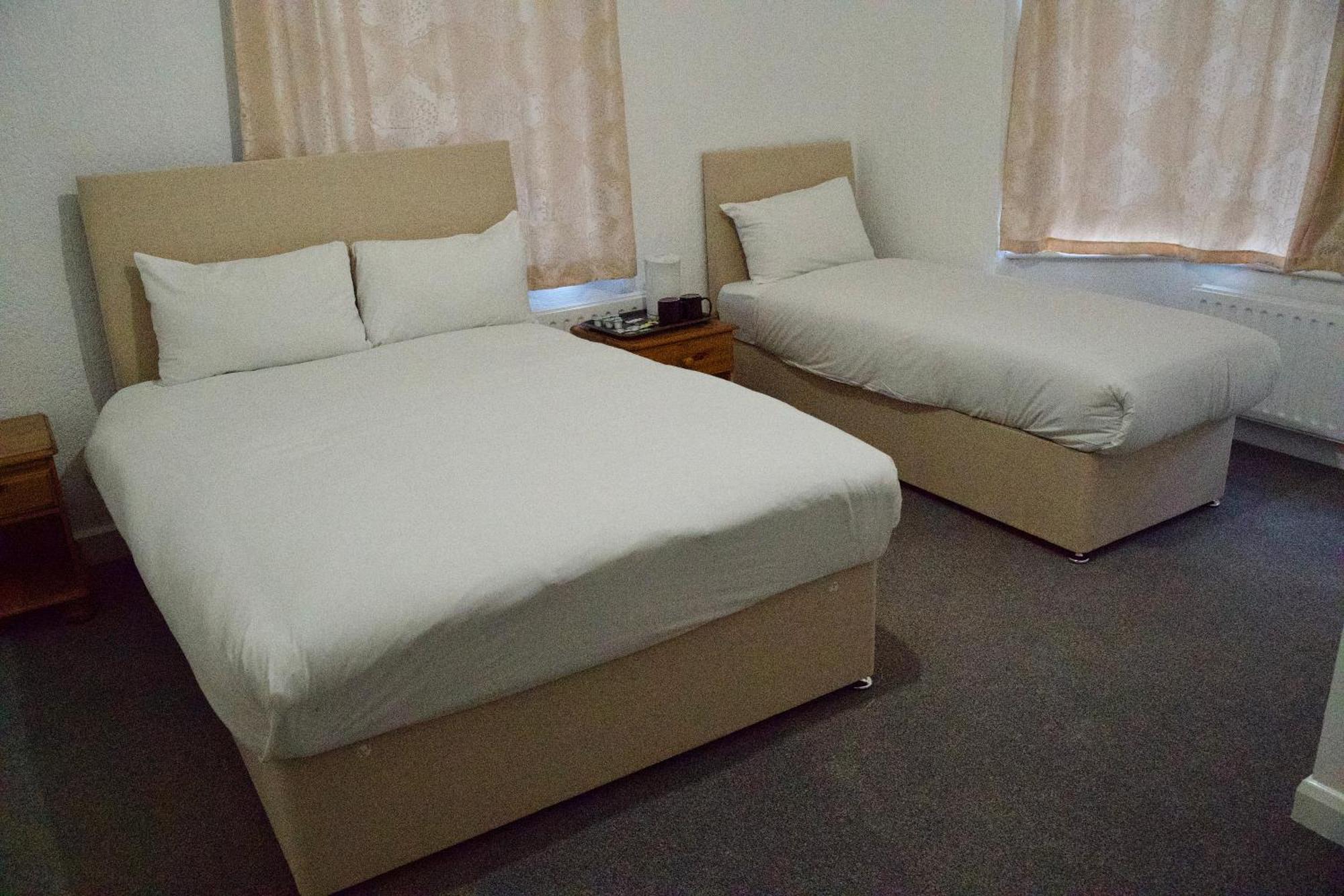 Gatwick Birchwood Lodge With Holiday Parking Хорли Экстерьер фото