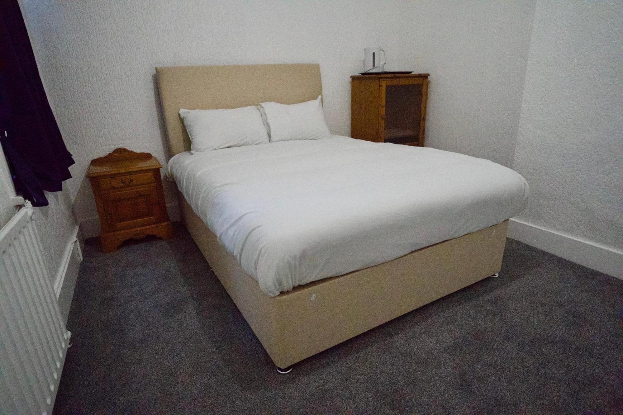Gatwick Birchwood Lodge With Holiday Parking Хорли Экстерьер фото