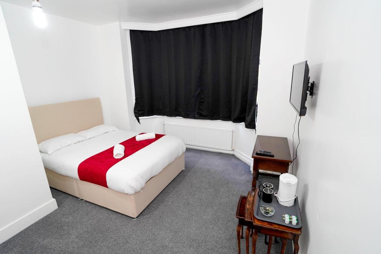 Gatwick Birchwood Lodge With Holiday Parking Хорли Экстерьер фото