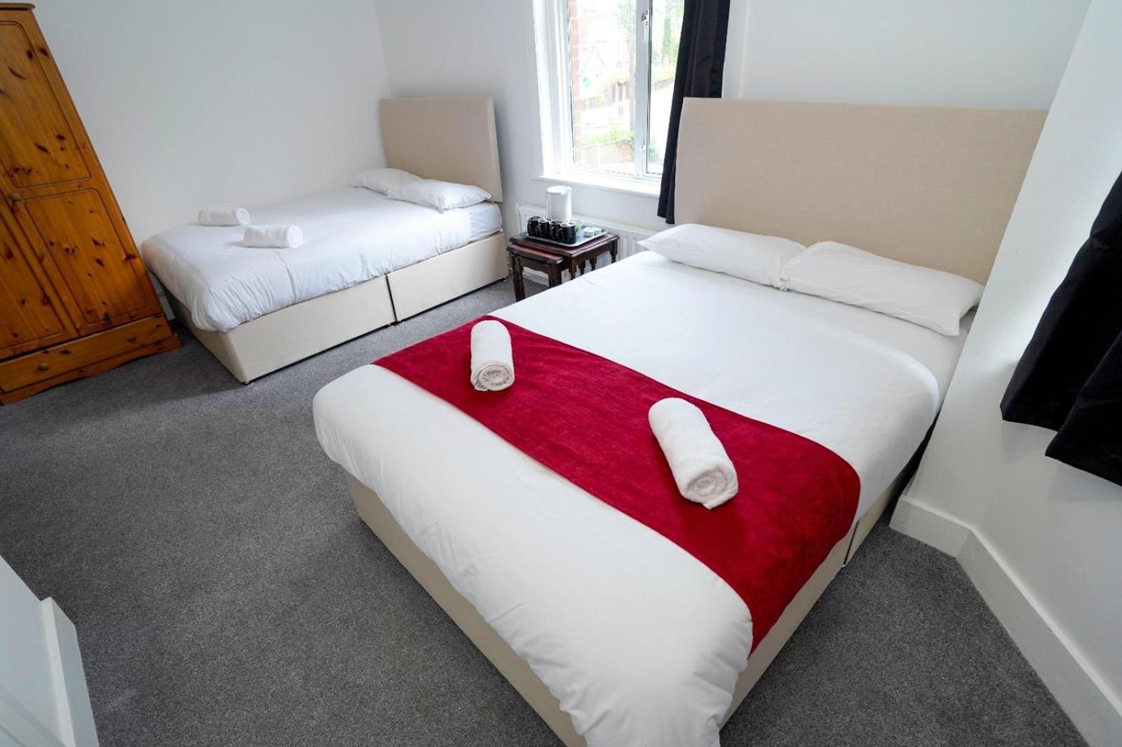 Gatwick Birchwood Lodge With Holiday Parking Хорли Экстерьер фото