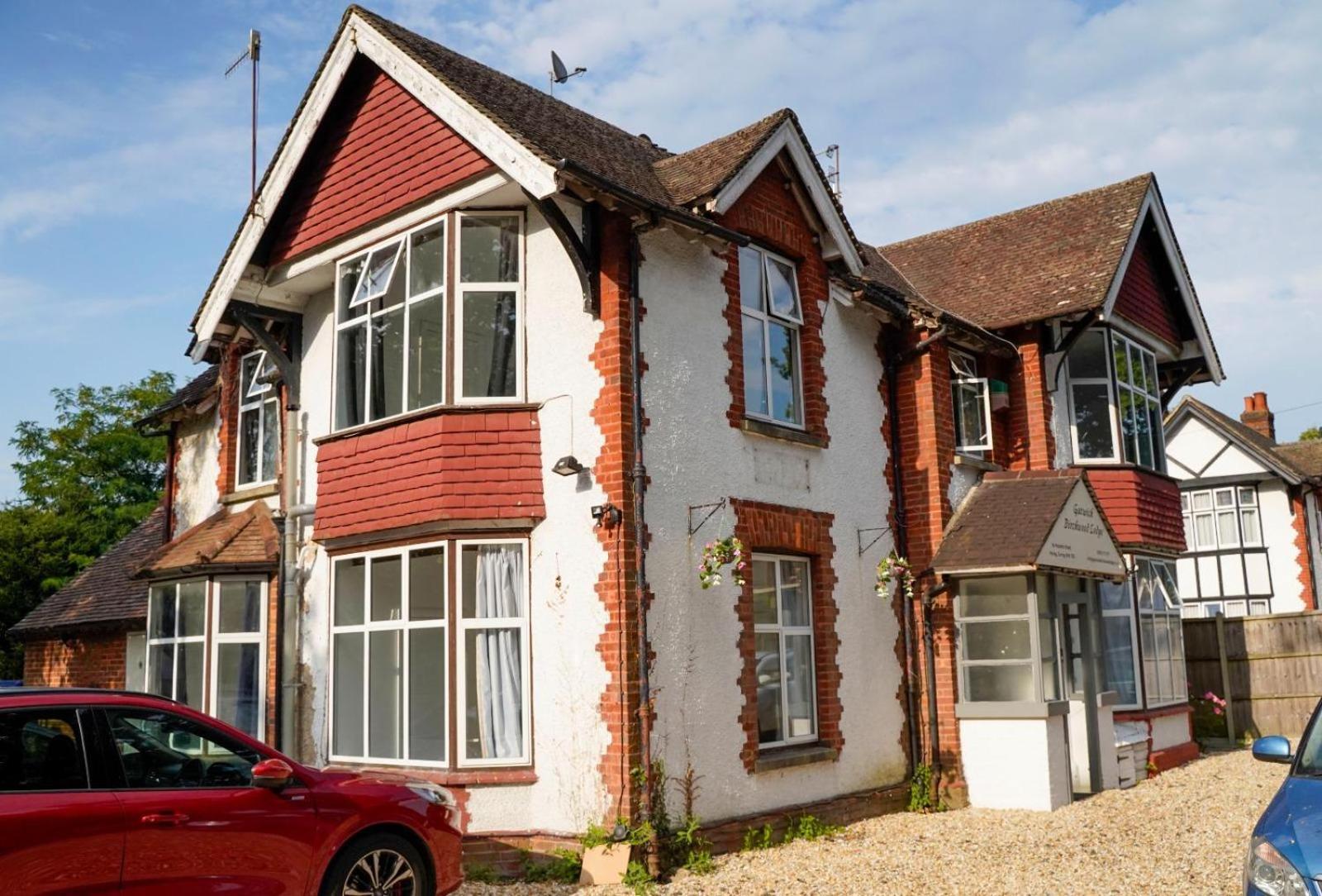 Gatwick Birchwood Lodge With Holiday Parking Хорли Экстерьер фото